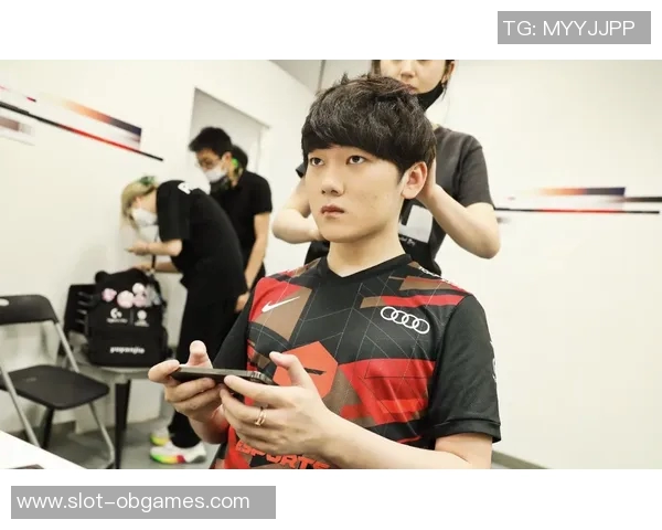 赛后复盘LNG与TES对决的战术分析与技术细节探讨 赛后复盘LNG与TES对决的战术分析与技术细节探讨